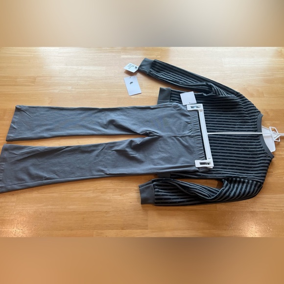 Nike Gray and Black Kids' Jacket - Picture 5 of 5